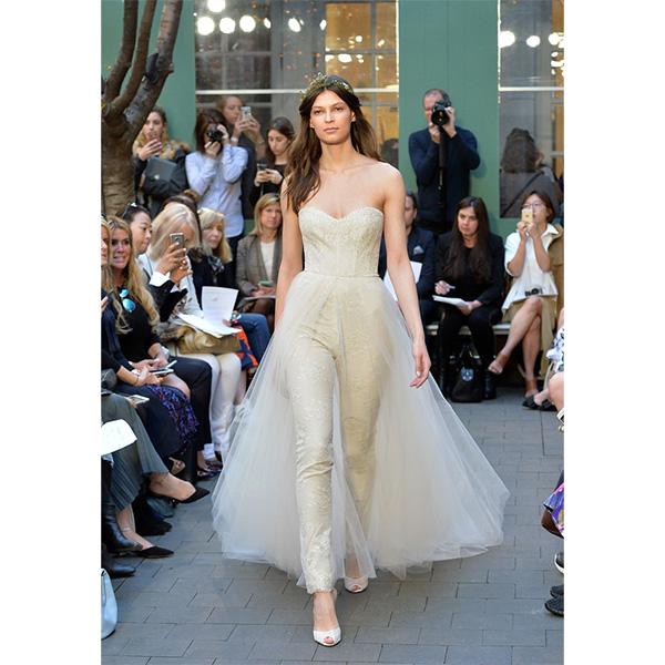 Лучшие наряды с New York Bridal Fashion Week. Фото 12 Лучшие наряды с New York Bridal Fashion Week. Фото 12