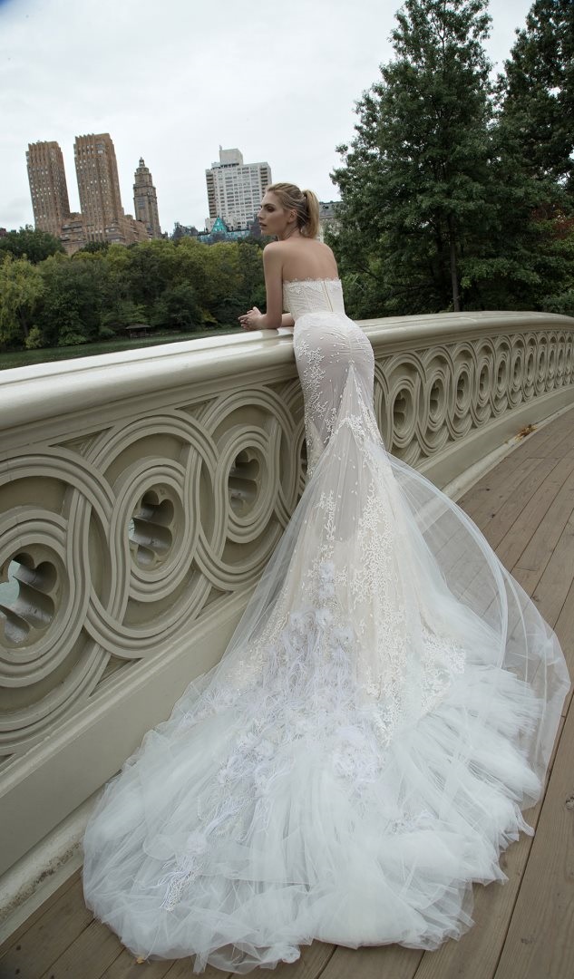 Свадебные наряды Inbal Dror 2016. Фото 18 Свадебные наряды Inbal Dror 2016. Фото 18