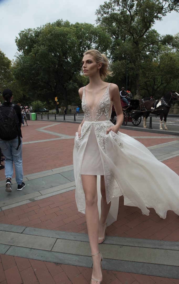 Свадебные наряды Inbal Dror 2016. Фото 28 Свадебные наряды Inbal Dror 2016. Фото 28