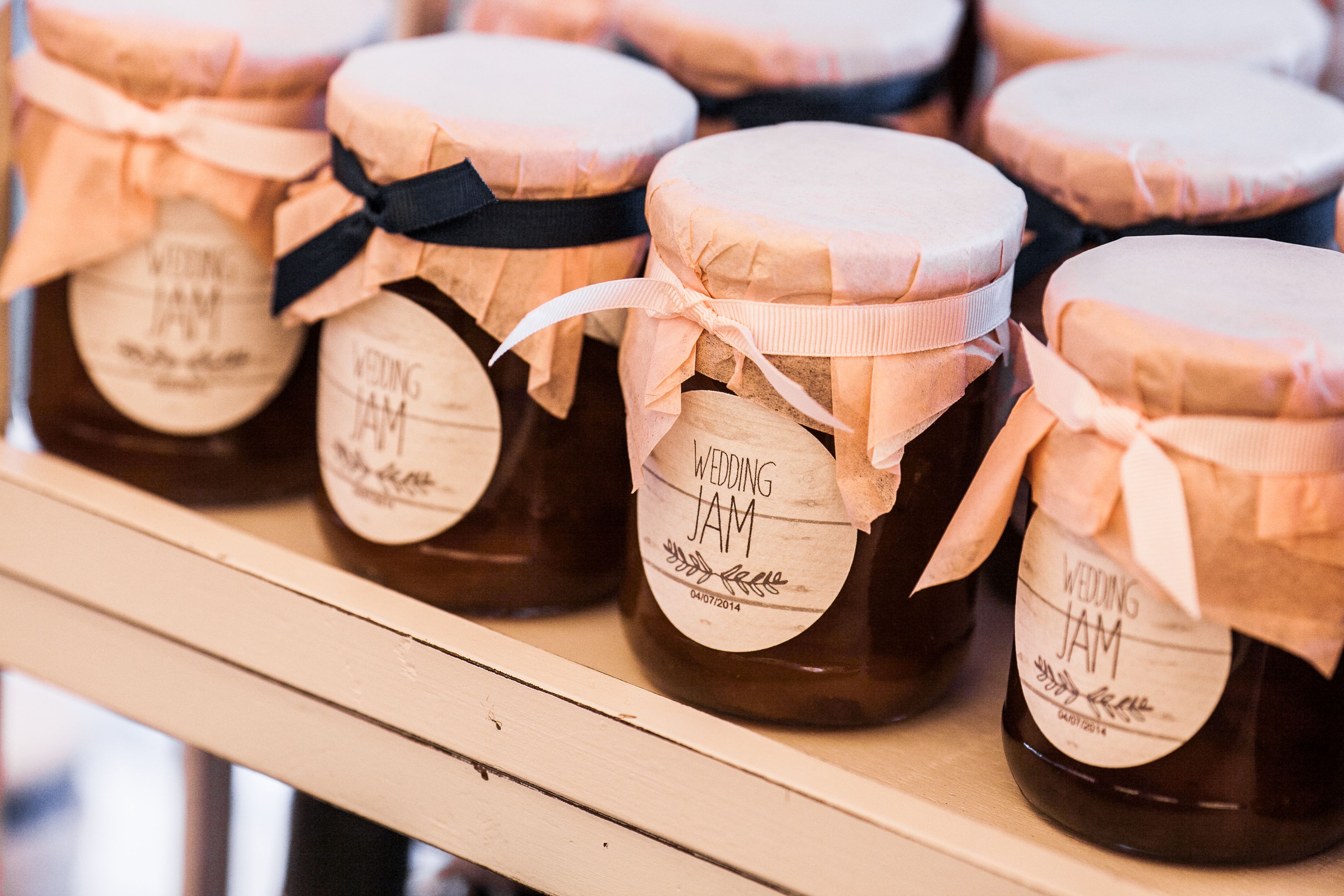 Свадебные сувениры и подарки для гостей: стоит ли их делать и какие?. Фото 3 Свадебные сувениры и подарки для гостей: стоит ли их делать и какие?. Фото 3